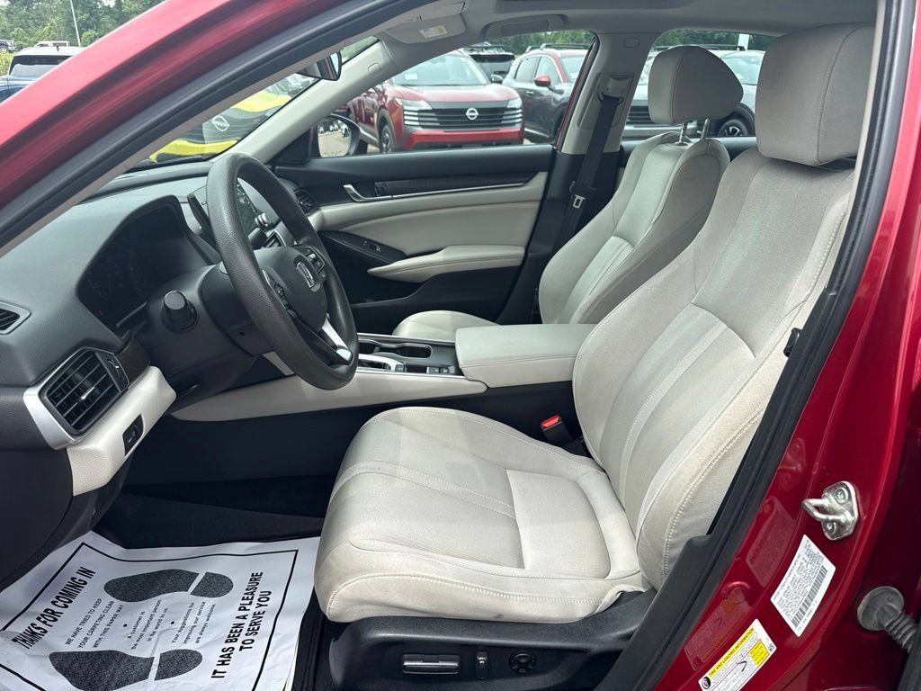 Used 2018 Honda Accord EX image 8
