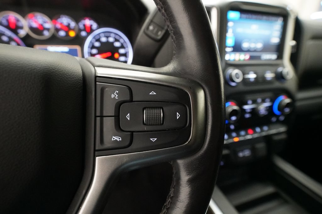 Used 2020 Chevrolet Silverado 1500 LT Trail Boss AWD/4WD image 18