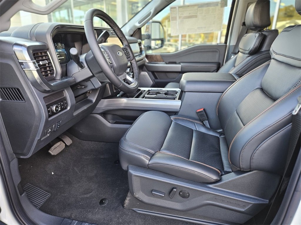 New 2025 Ford F350 Lariat w/ Lariat Ultimate Package image 18
