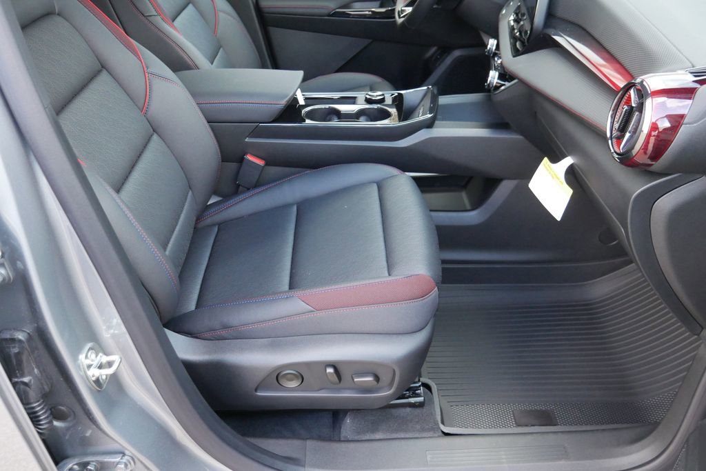 New 2026 Chevrolet Equinox RS image 22