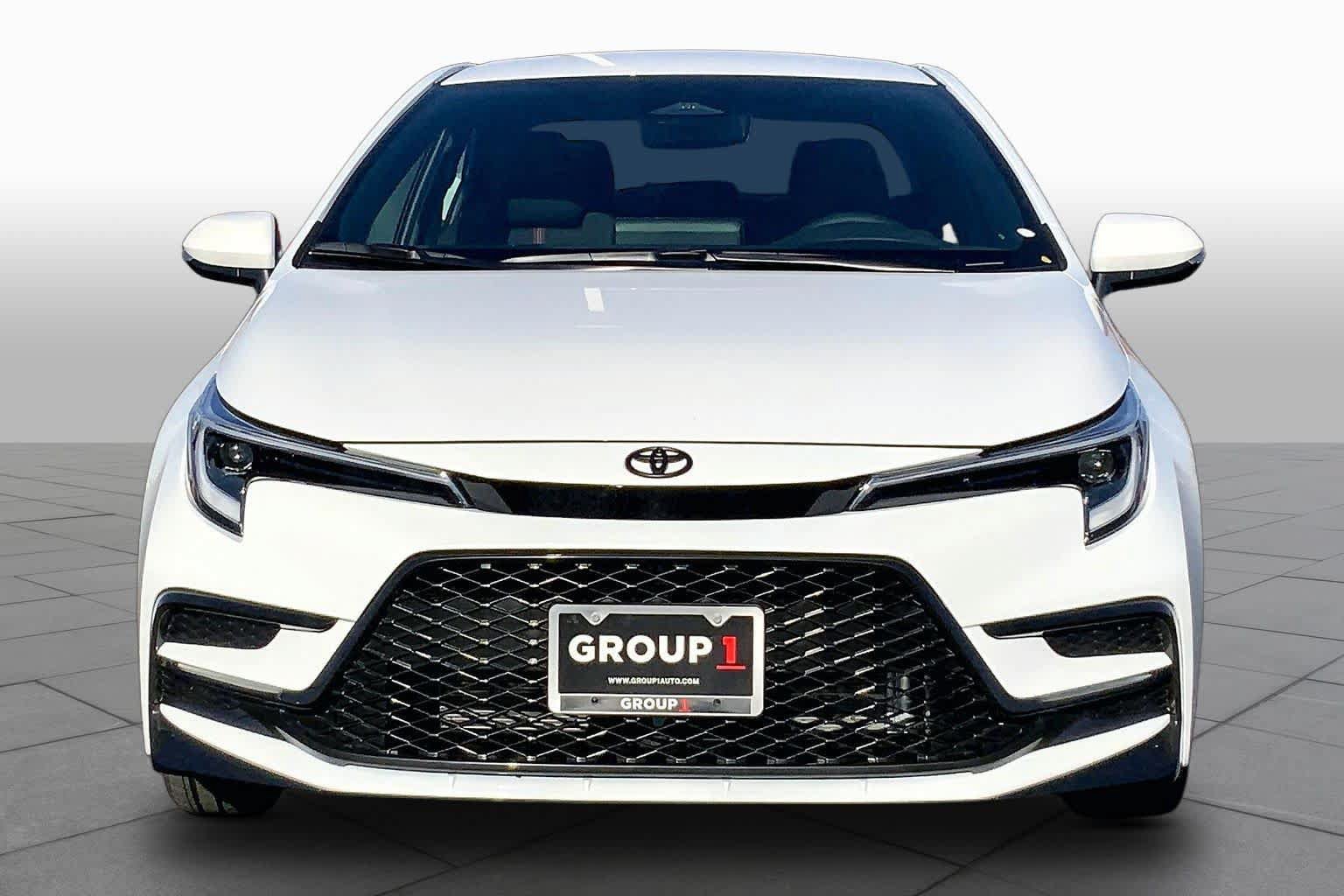 New 2026 Toyota Corolla SE FWD image 3