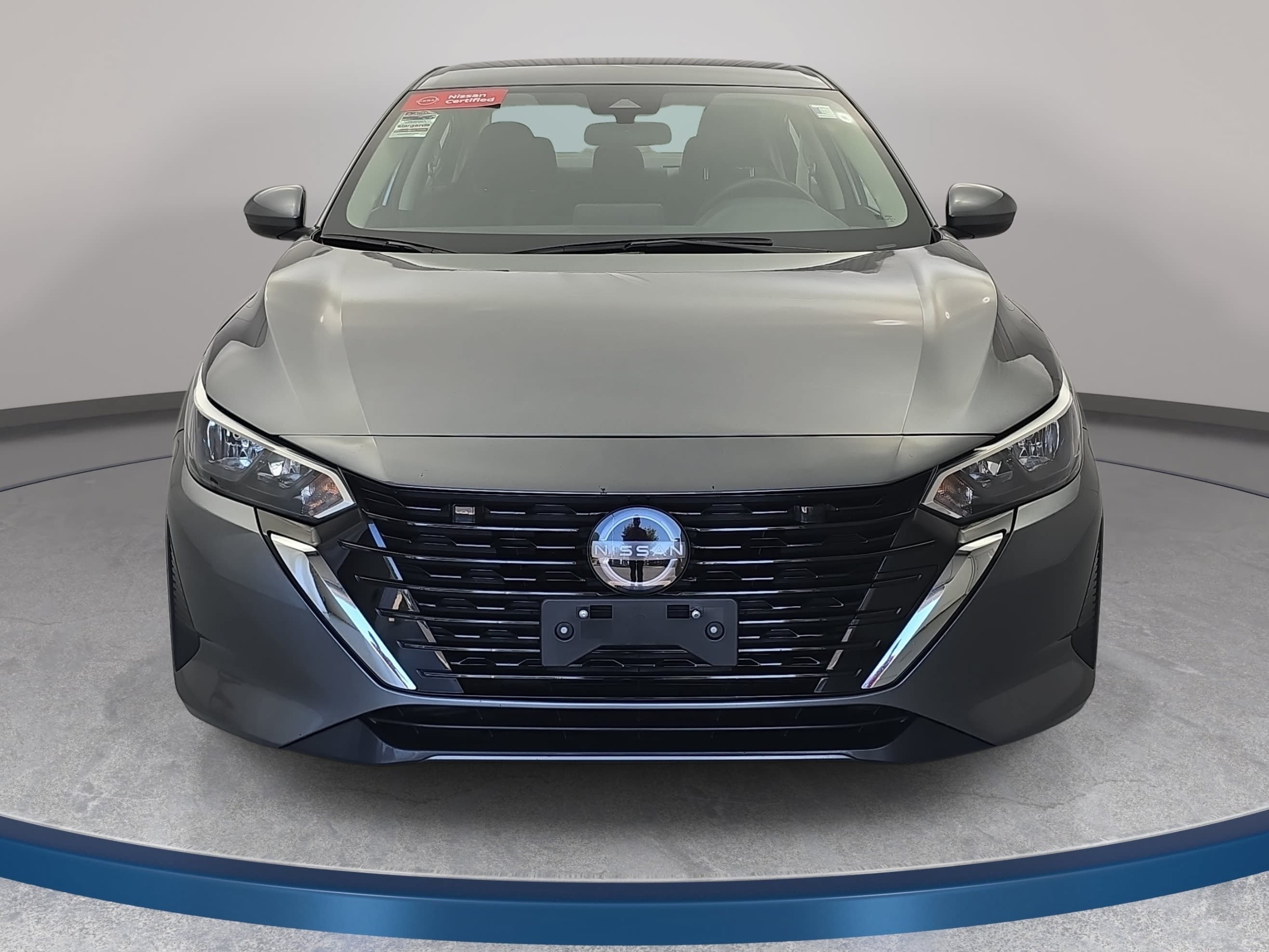 Used 2025 Nissan Sentra SV FWD image 2