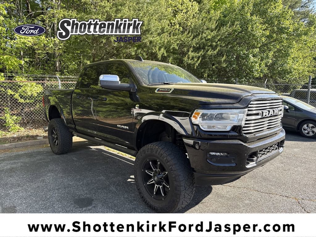Used 2022 RAM 3500 Laramie AWD/4WD image 1