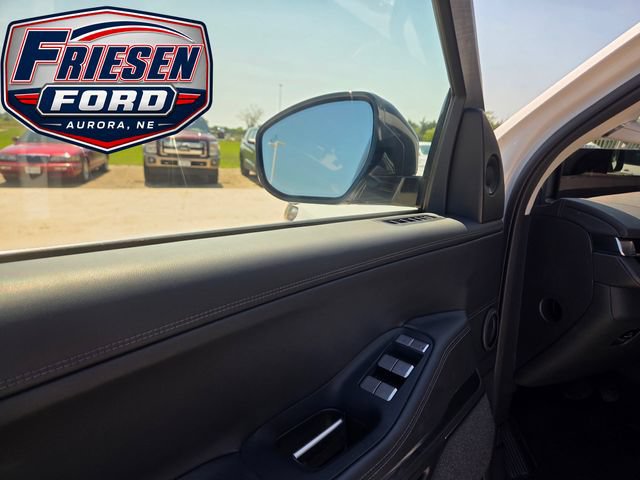 Used 2025 Lincoln Navigator L Reserve AWD/4WD image 11