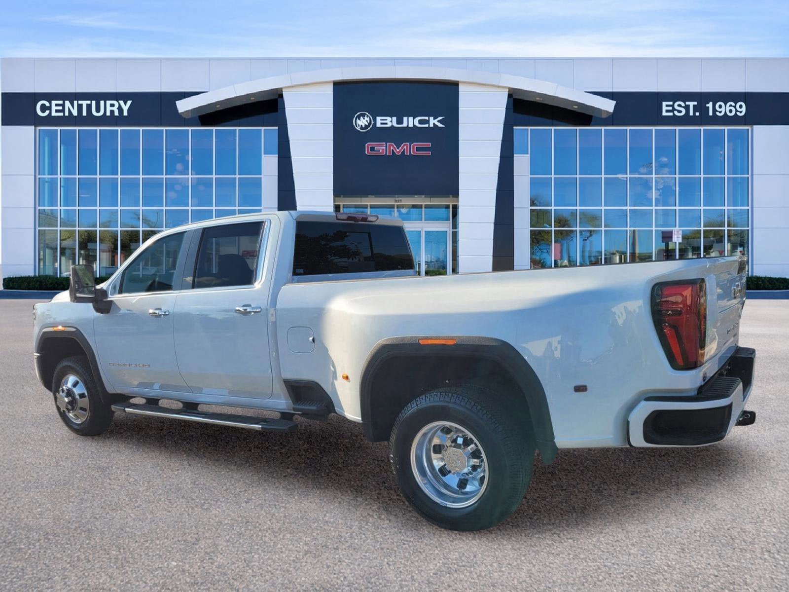 New 2026 GMC Sierra 3500 Denali image 5