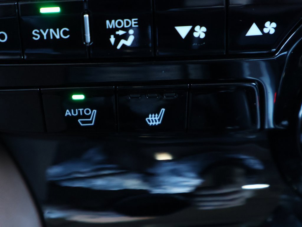 Used 2024 Acura MDX SH-AWD w/ Technology Package image 25