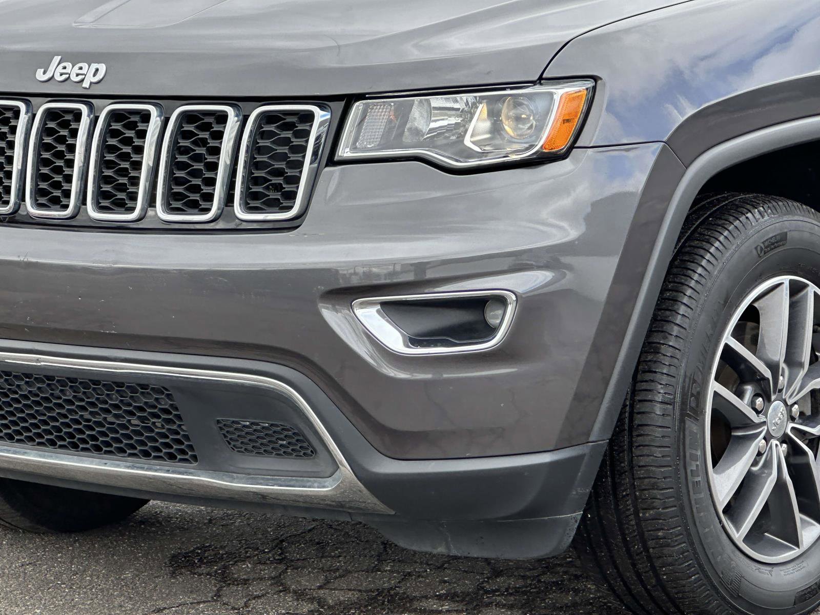 Used 2018 Jeep Grand Cherokee Limited image 8