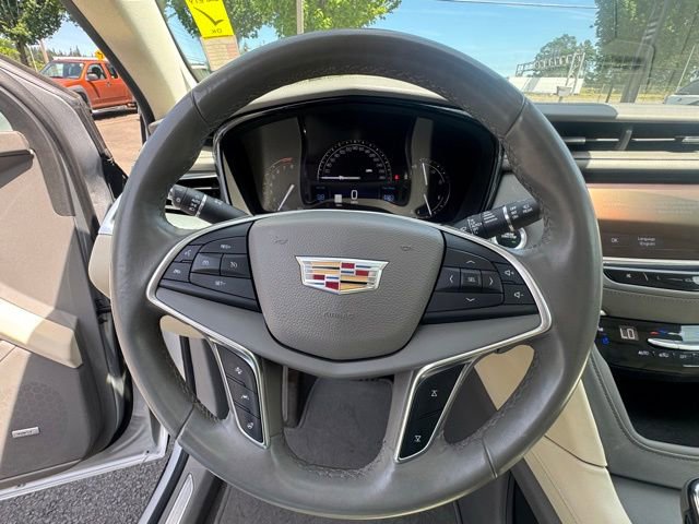 Used 2017 Cadillac XT5 Premium Luxury w/ Advanced Security Package AWD/4WD image 21
