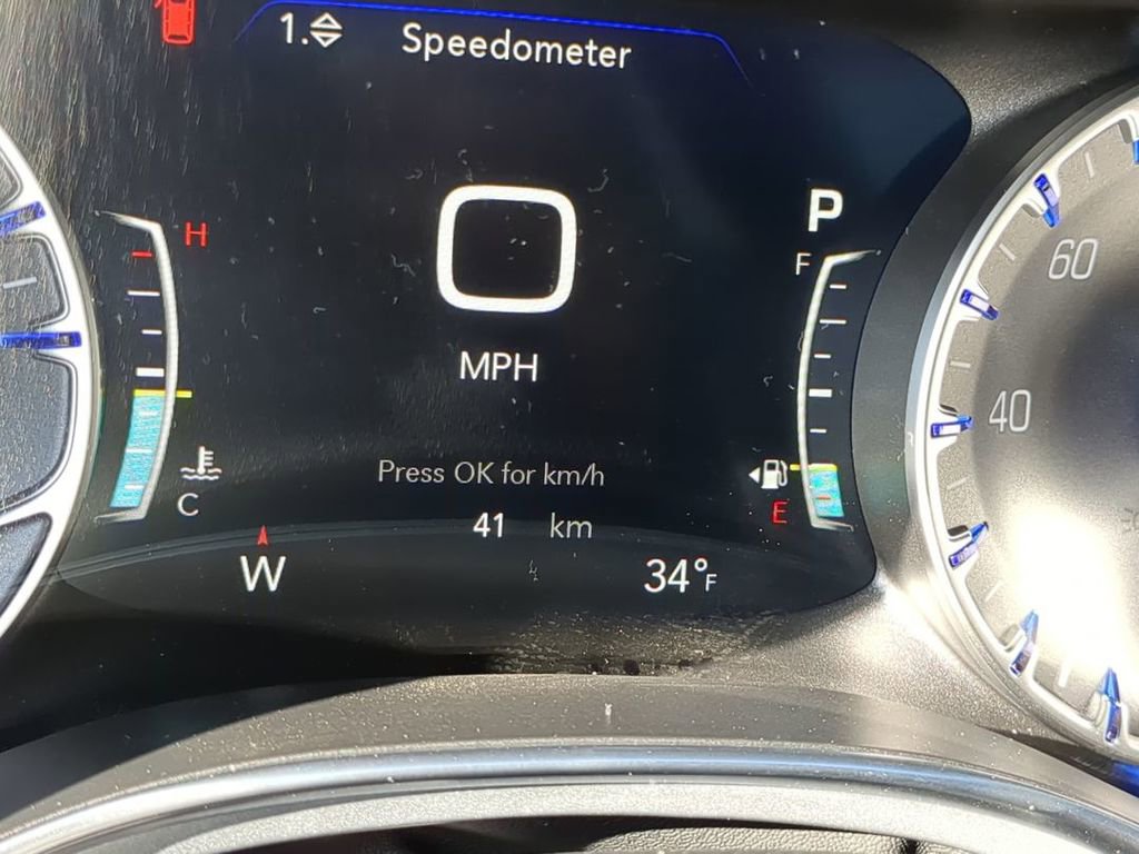 New 2026 Chrysler Pacifica Limited w/ S Appearance Package image 11