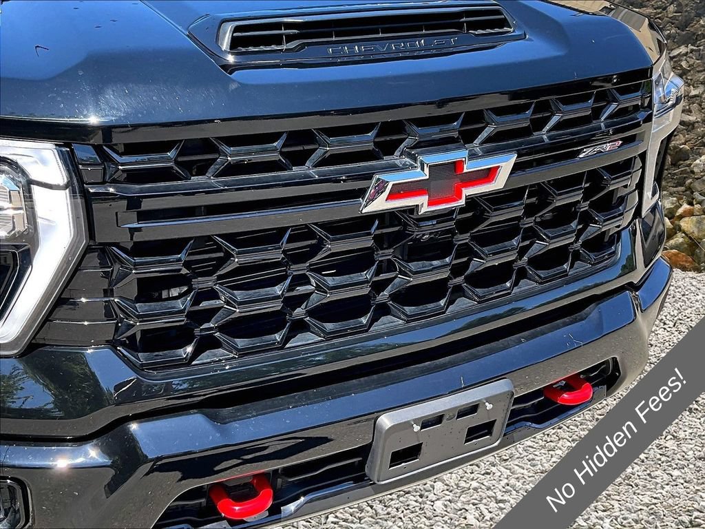 Used 2024 Chevrolet Silverado 2500 ZR2 w/ Technology Package AWD/4WD image 27