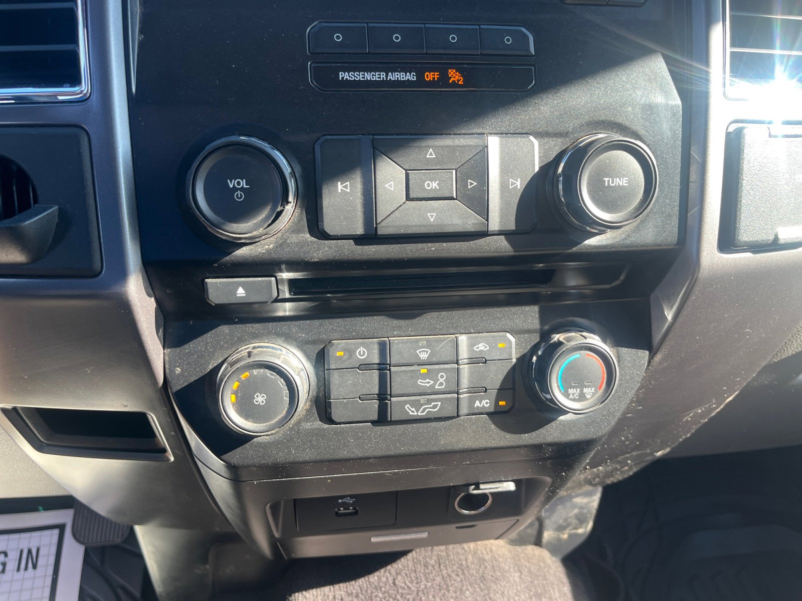 Used 2016 Ford F150 XLT image 28