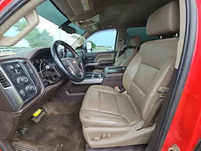 Used 2016 Chevrolet Silverado 2500 LTZ w/ Duramax Plus Package AWD/4WD image 5
