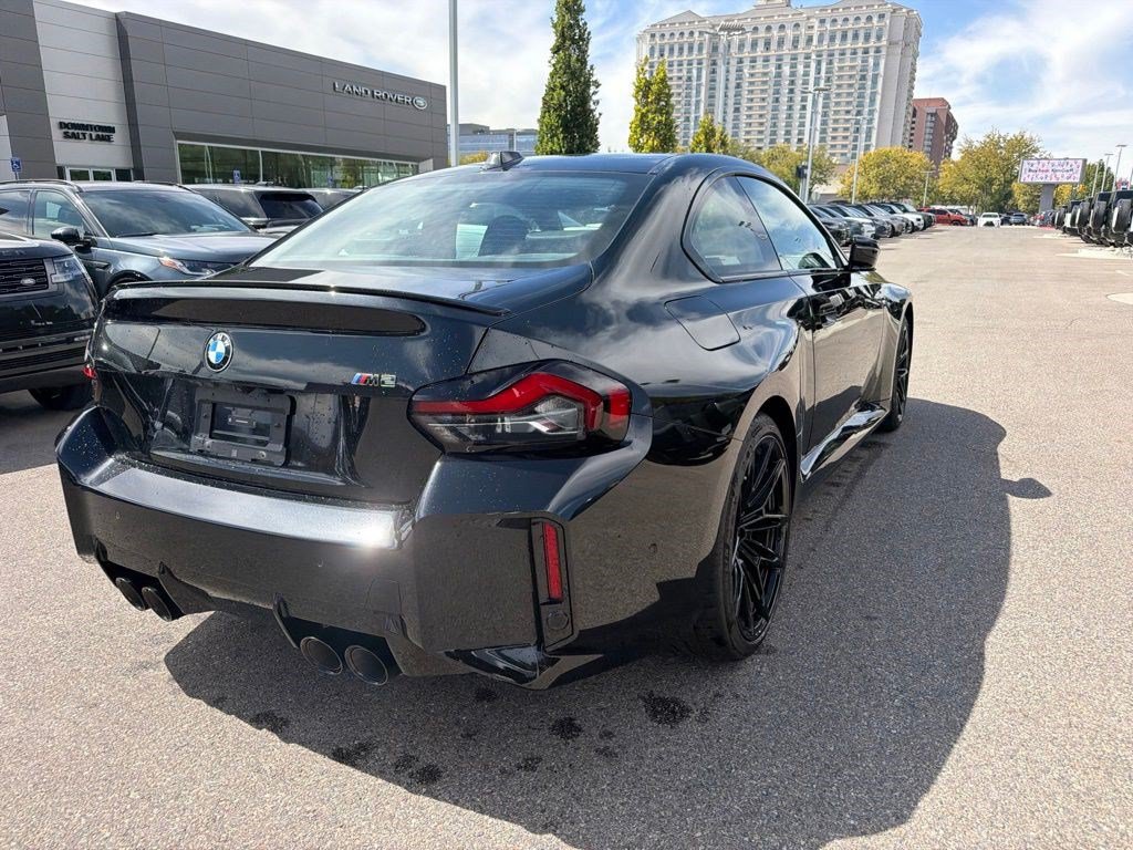 Used 2025 BMW M2 w/ Lighting Package RWD image 5