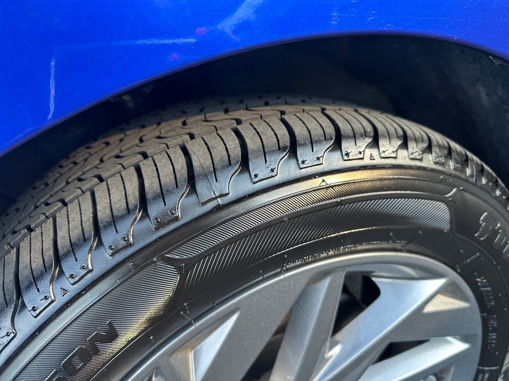 Used 2024 Hyundai Elantra SEL image 13