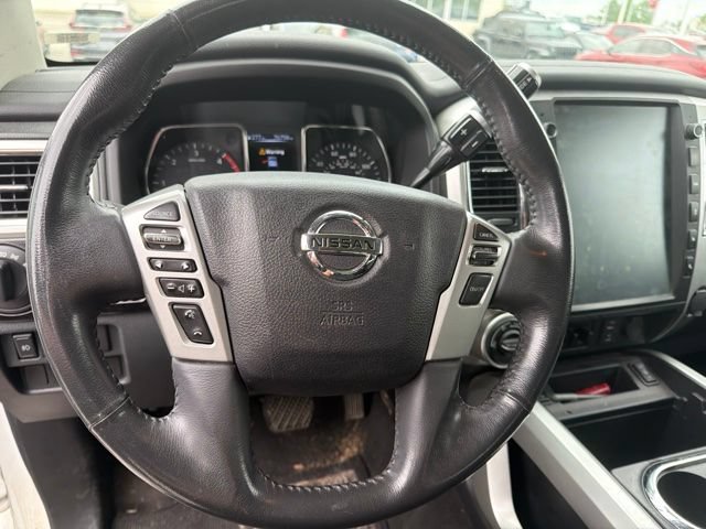 Used 2017 Nissan Titan XD AWD/4WD image 6