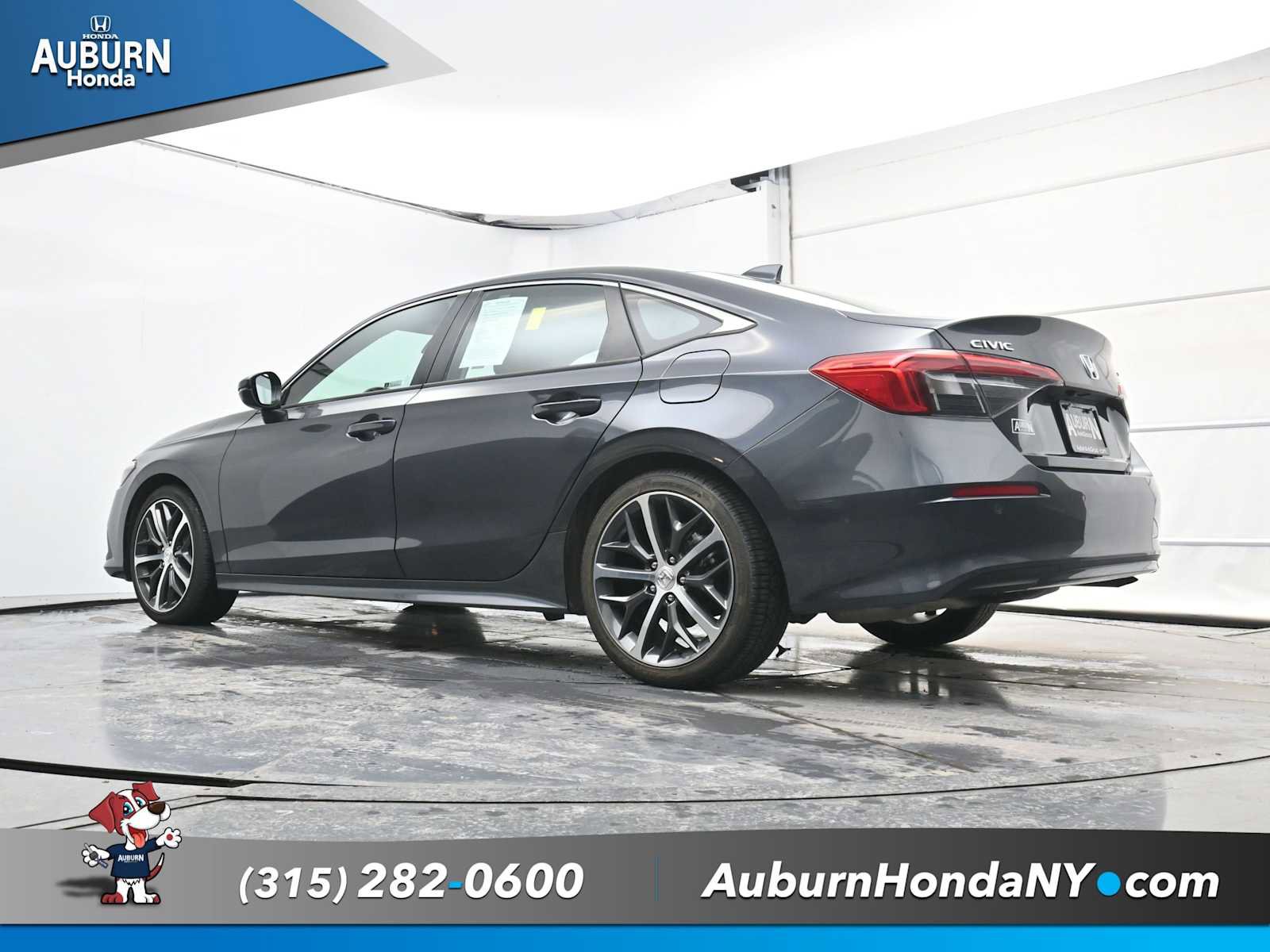 Used 2024 Honda Civic Touring image 12