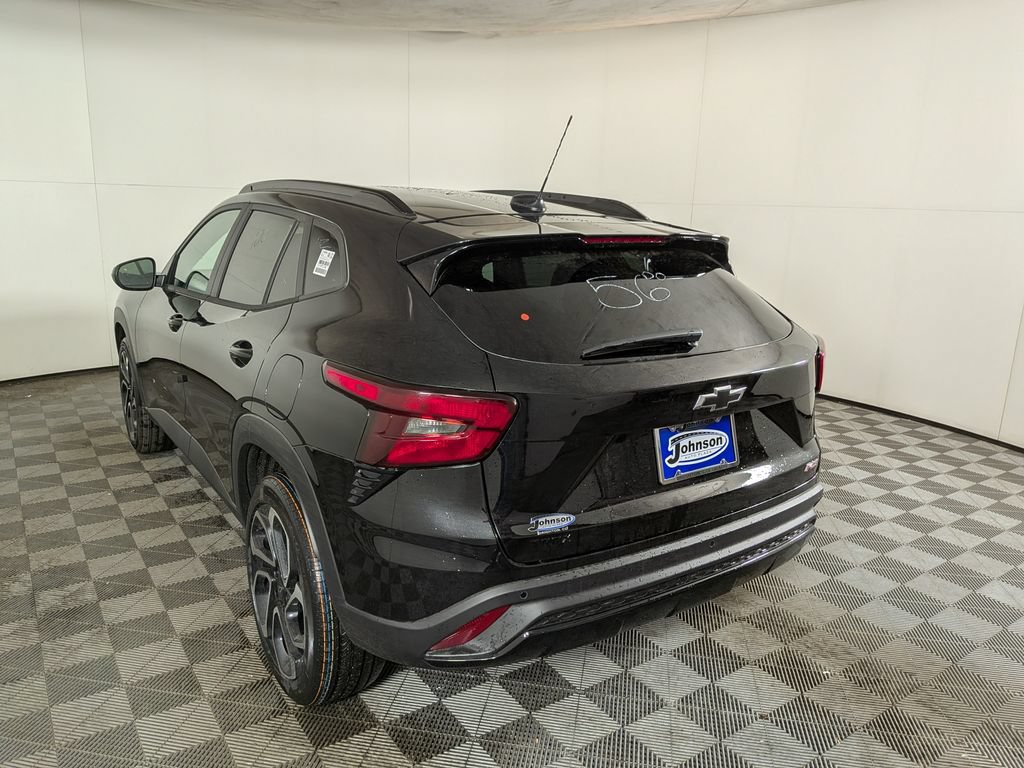 New 2026 Chevrolet Trax RS w/ Driver Confidence Package FWD image 4