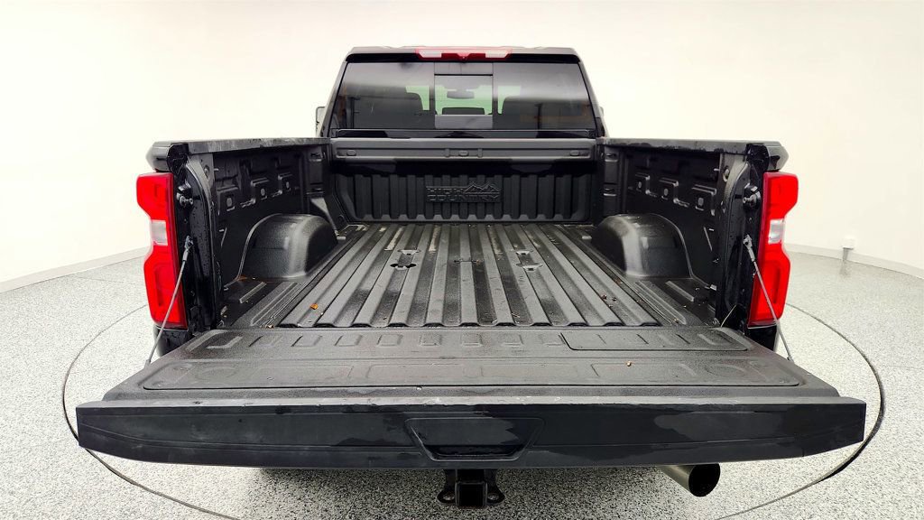 Used 2023 Chevrolet Silverado 2500 High Country image 23