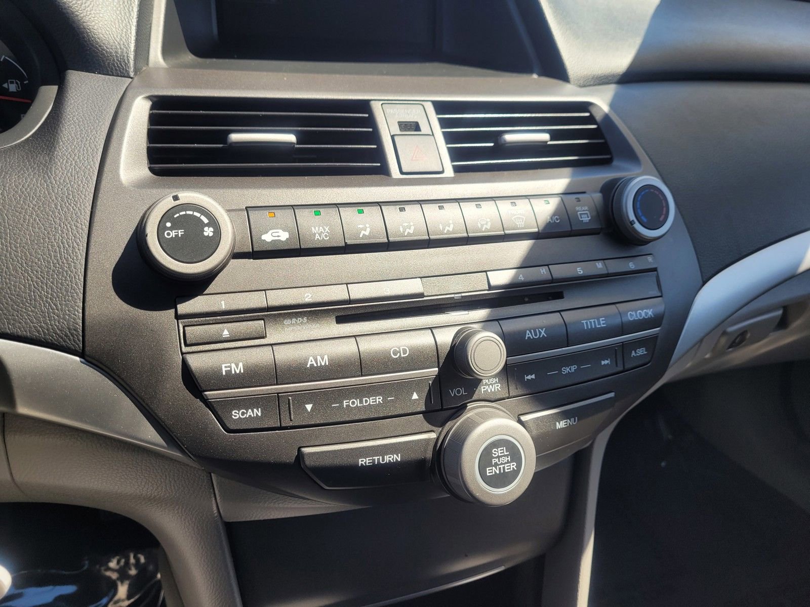 Used 2012 Honda Accord LX image 17