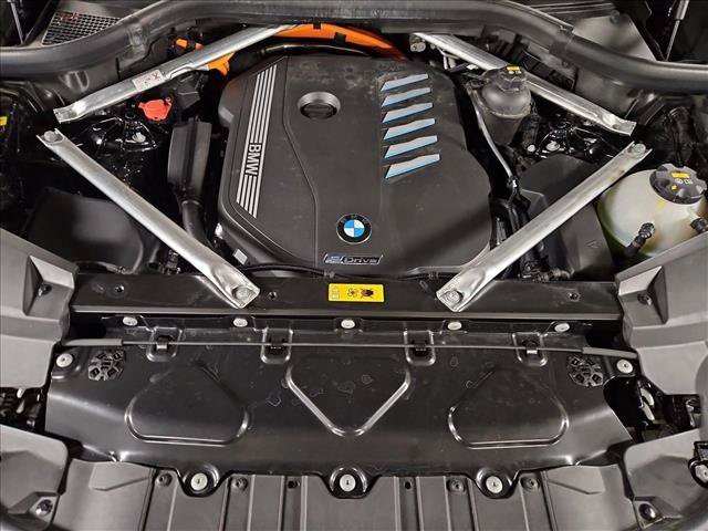 Certified 2023 BMW X5 xDrive45e w/ Executive Package AWD/4WD image 24