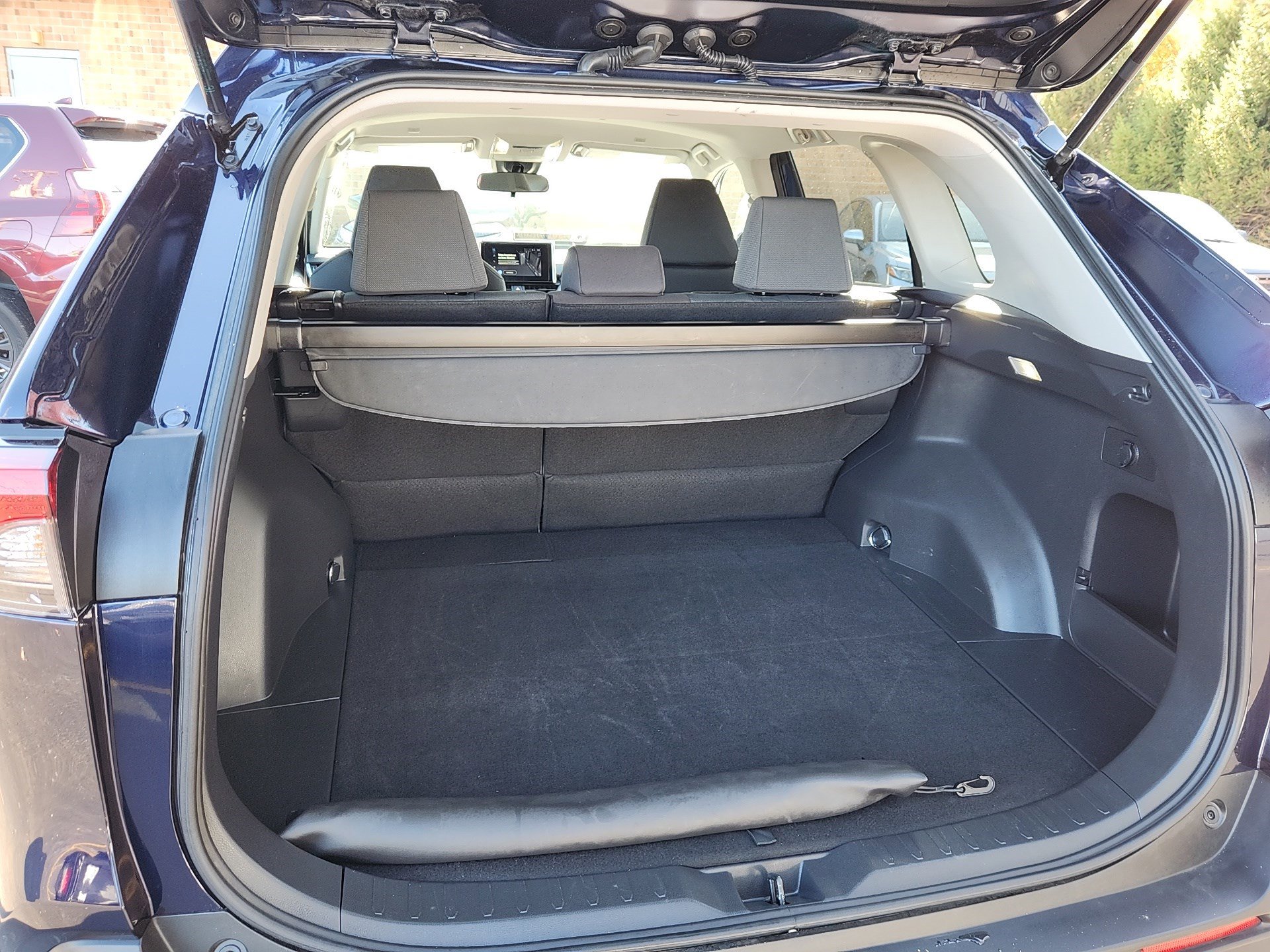 Certified 2025 Toyota RAV4 XLE image 29