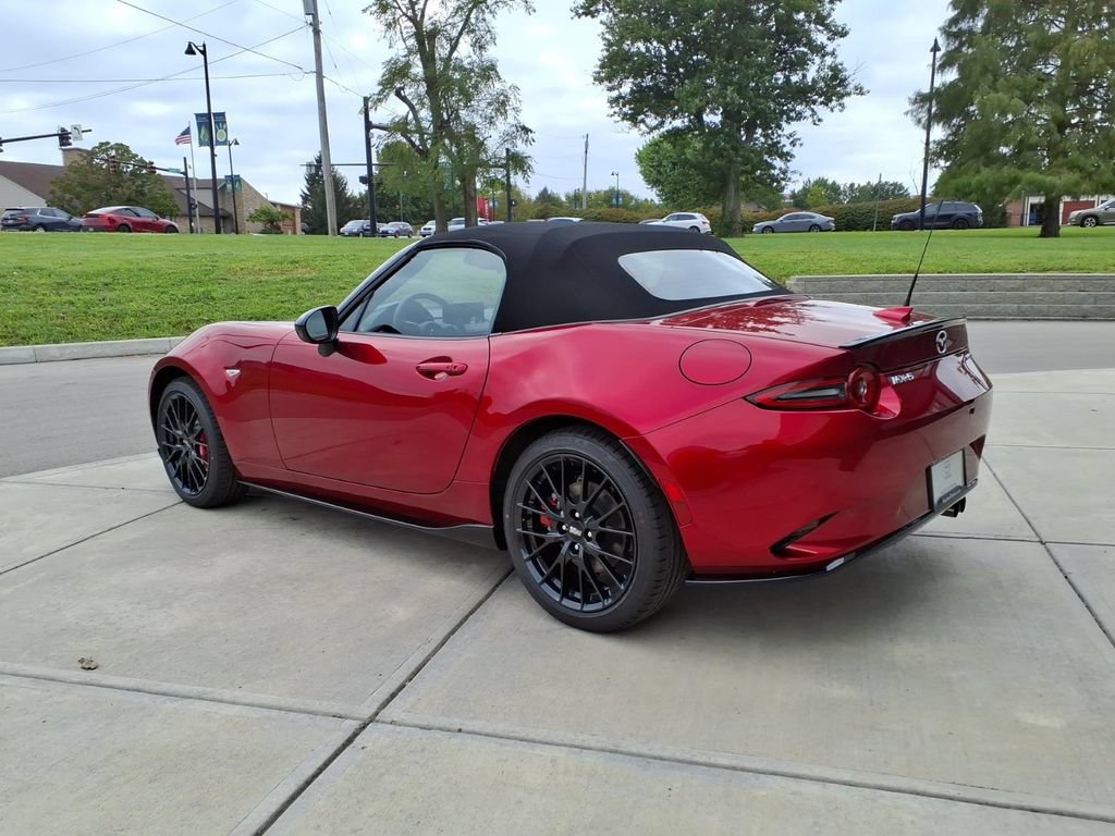 New 2026 MAZDA MX-5 Miata Club w/ Brembo/BBS/Recaro Package RWD image 5