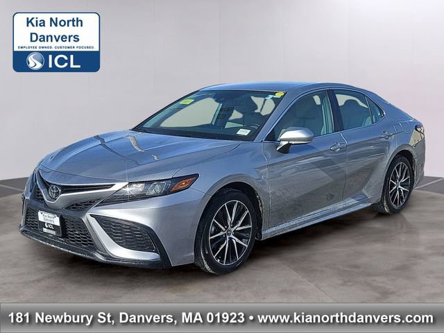 Used 2024 Toyota Camry SE video 1