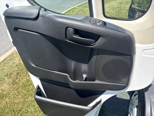 Used 2016 RAM ProMaster 1500 w/ Premium Appearance Group FWD image 18