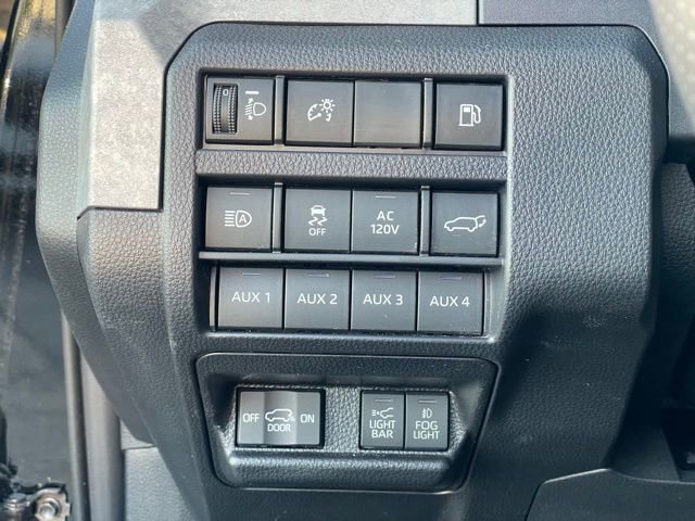 Used 2025 Toyota 4Runner Trailhunter AWD/4WD image 15