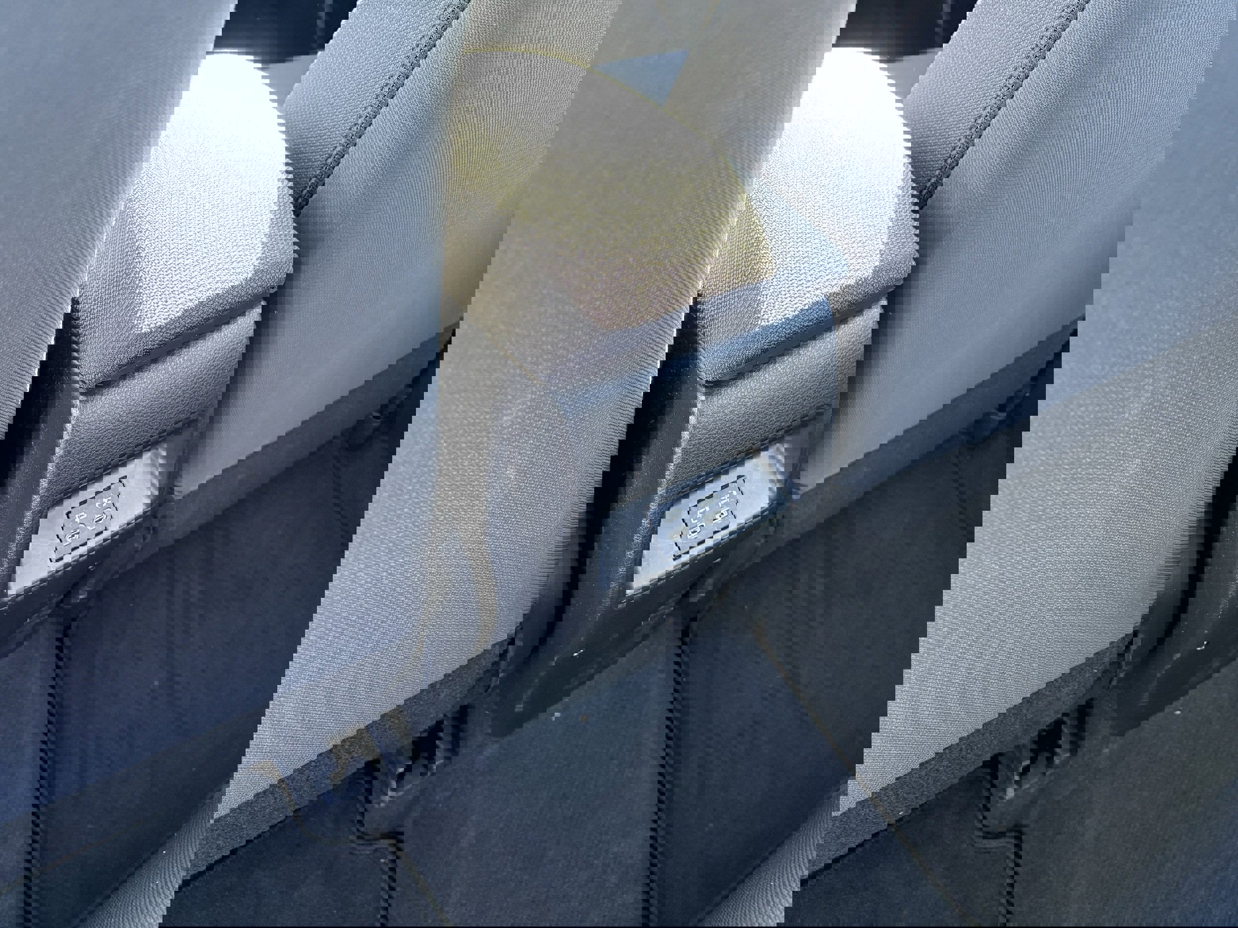 Used 2024 Toyota Corolla LE image 28