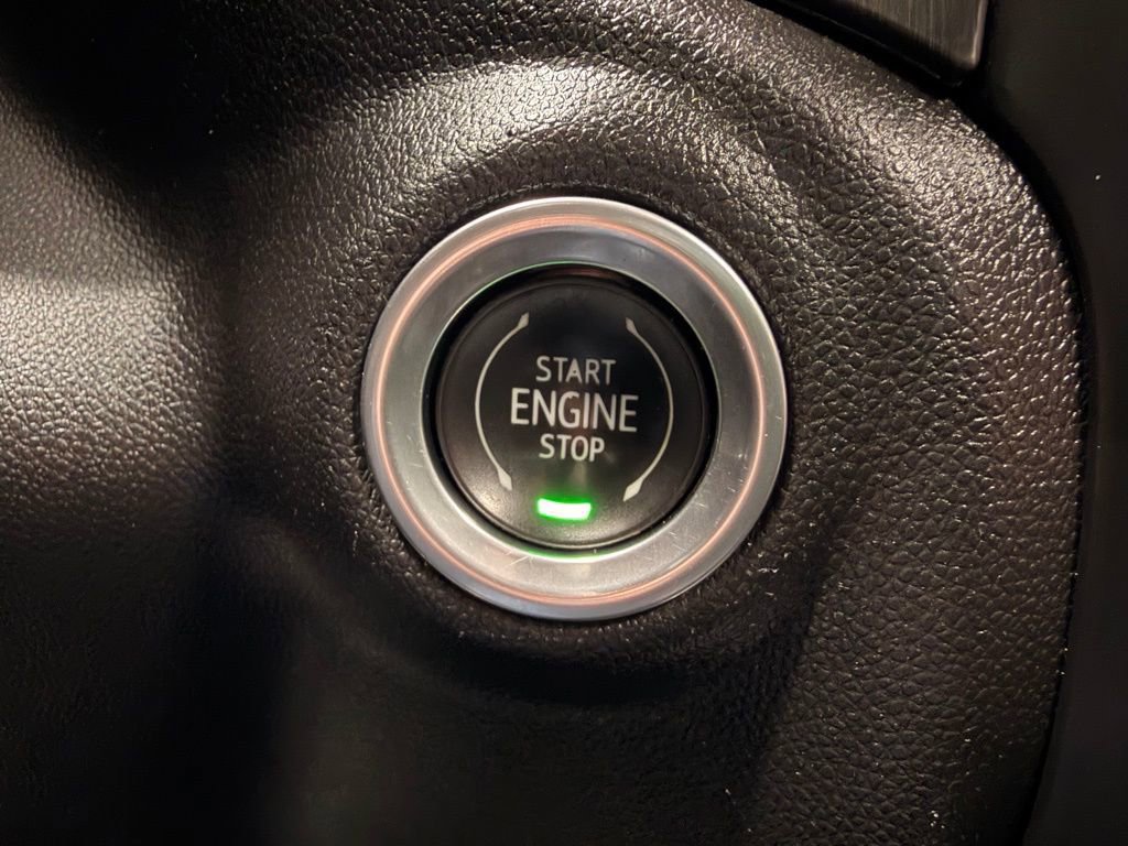 Used 2021 GMC Sierra 1500 AT4 w/ AT4 Premium Package AWD/4WD image 37