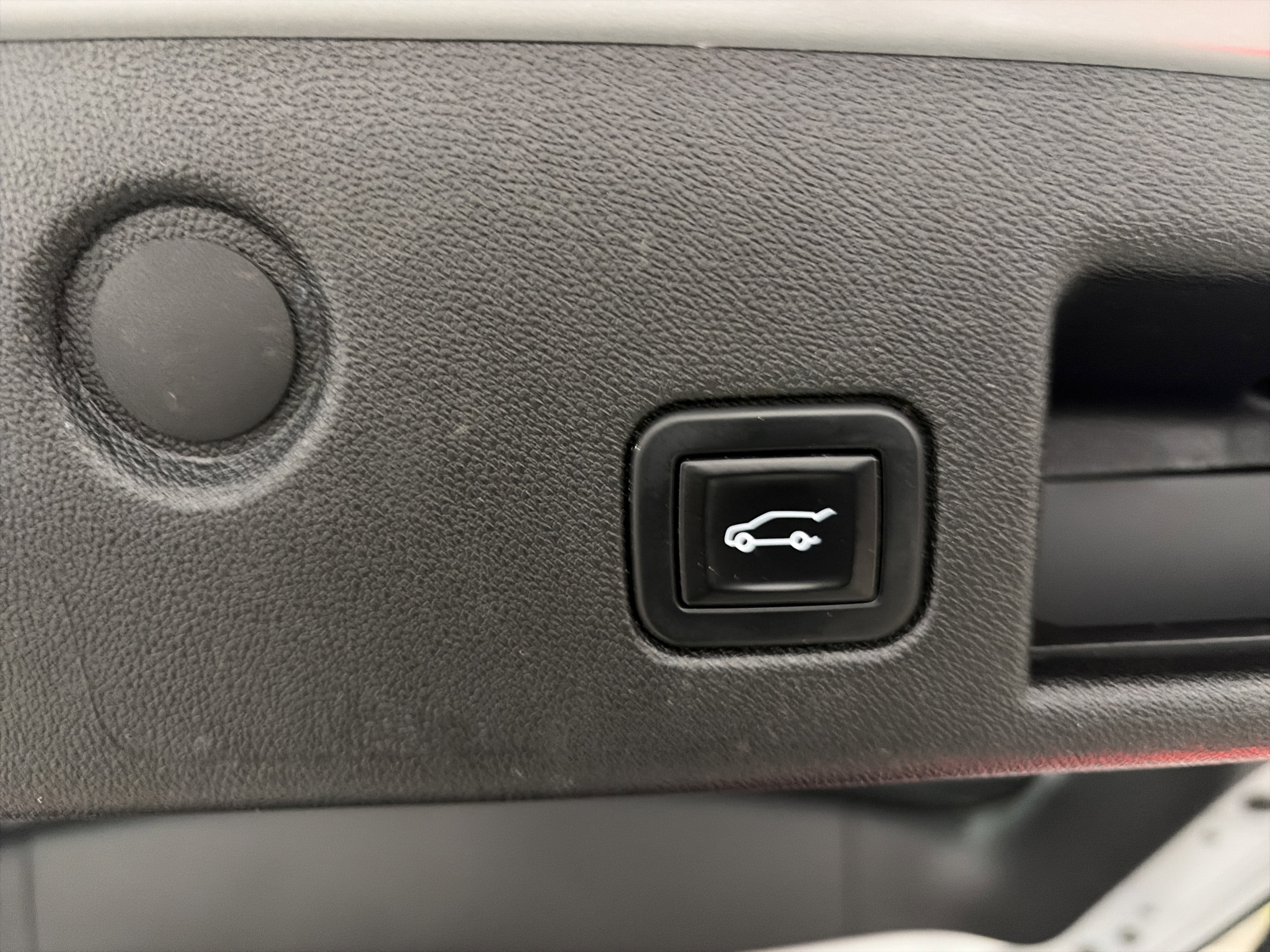 Used 2022 Chevrolet Equinox Premier AWD/4WD image 31