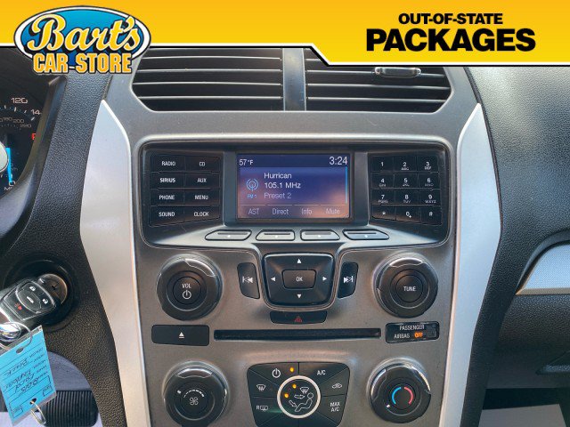 Used 2015 Ford Explorer XLT AWD/4WD image 33