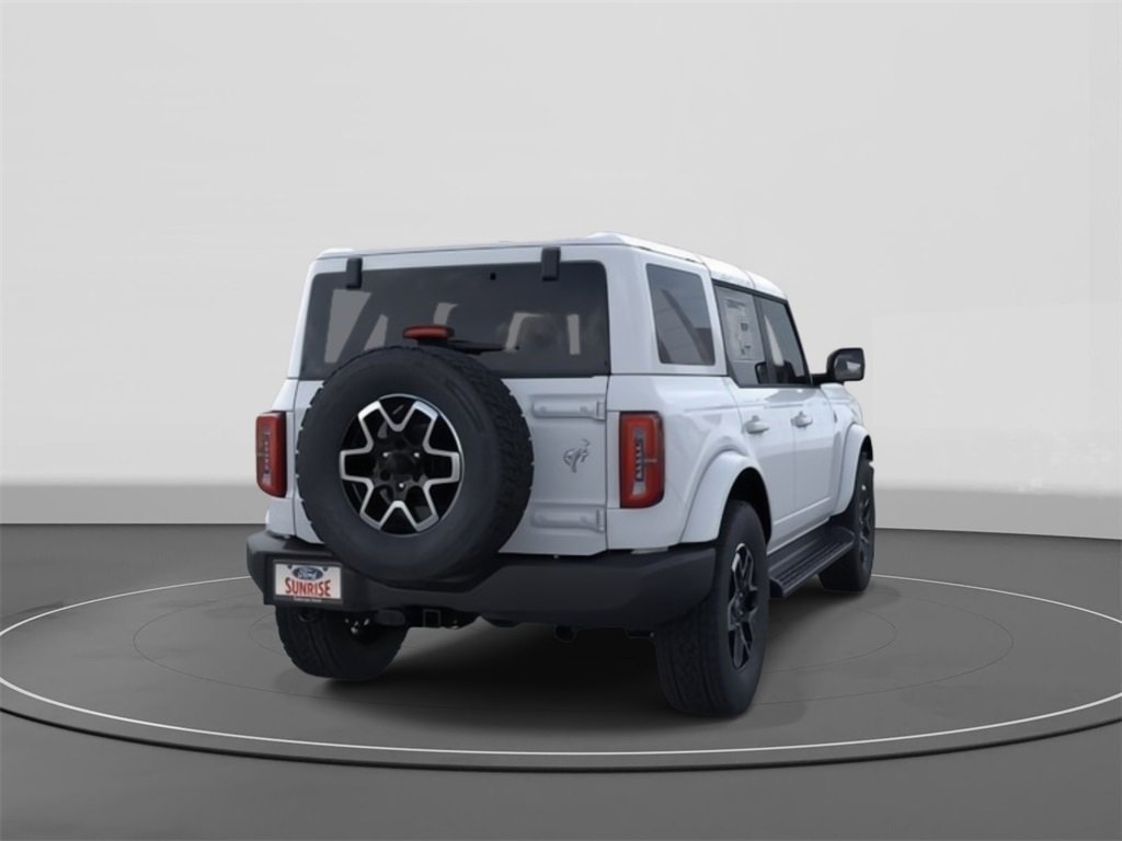 New 2025 Ford Bronco Outer Banks image 8