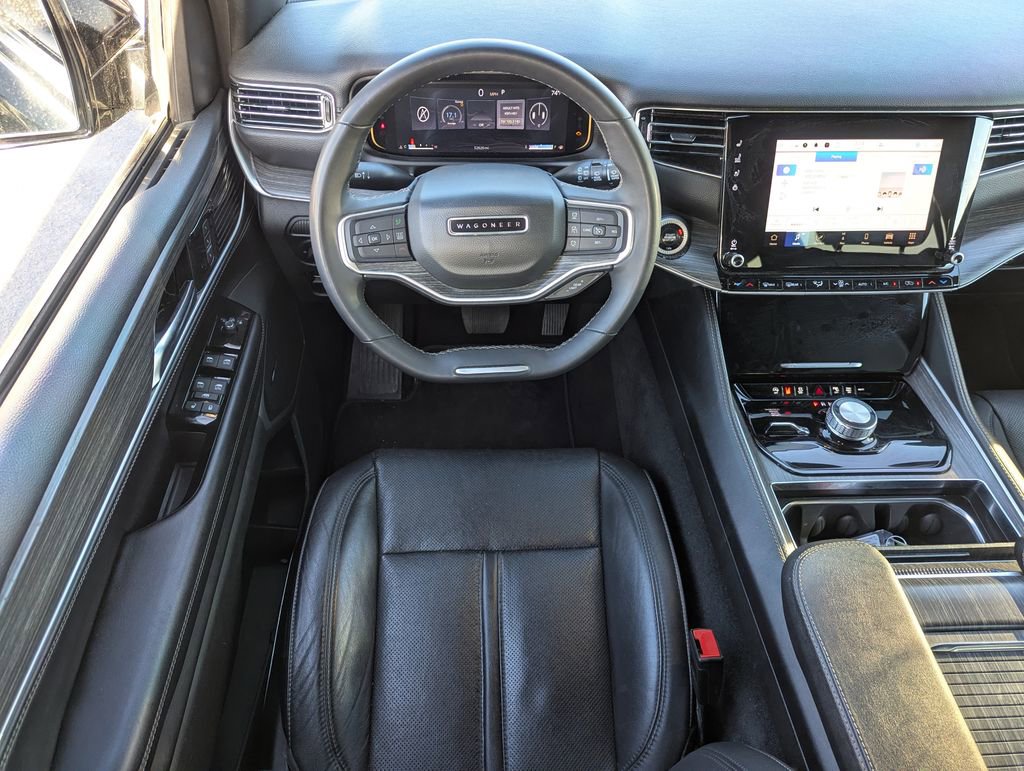 Used 2024 Jeep Wagoneer Series II w/ Flexible Seating Group image 26