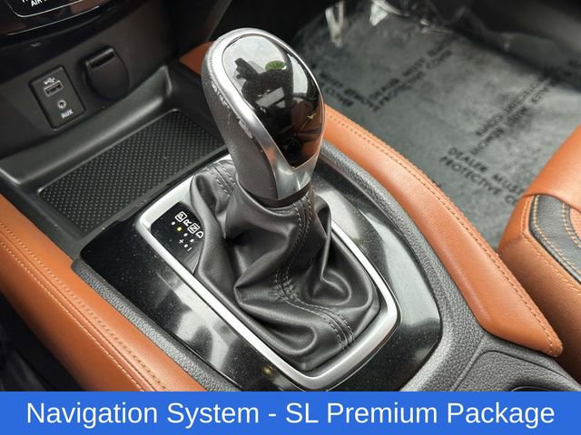 Used 2017 Nissan Rogue SL w/ SL Premium Package image 8