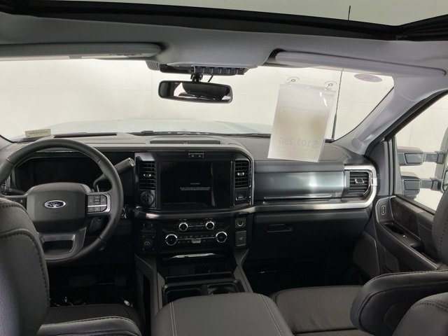 New 2026 Ford F350 Lariat image 29
