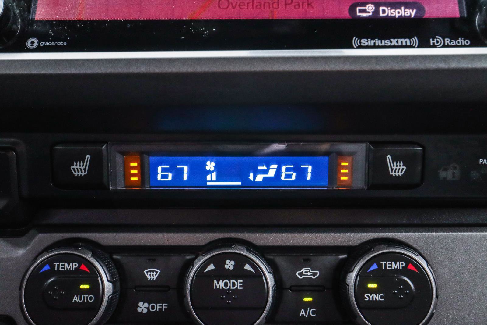Used 2021 Toyota Tacoma TRD Sport w/ TRD Premium Sport Package AWD/4WD image 14