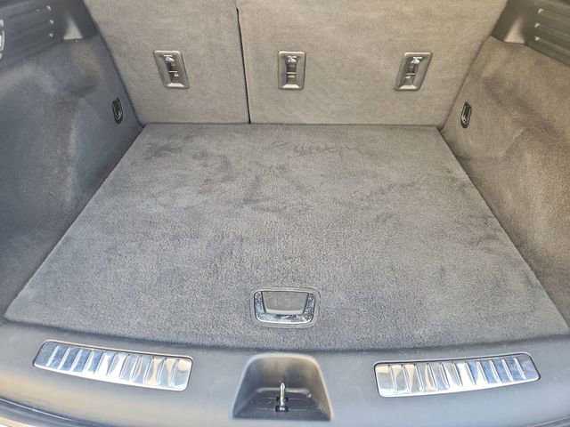 Used 2023 Cadillac XT4 Sport w/ Cold Weather Package image 25