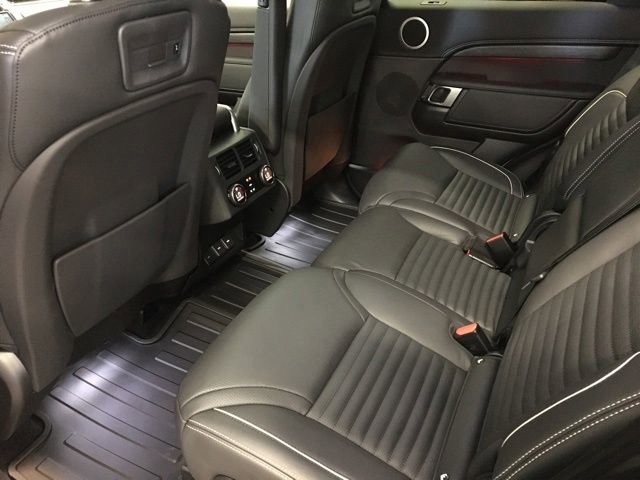 New 2023 Land Rover Discovery HSE R-Dynamic image 24