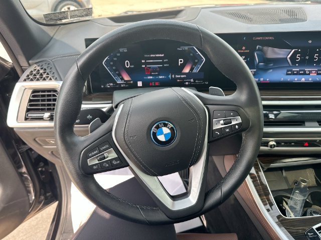 Used 2024 BMW X5 xDrive50e w/ Executive Package AWD/4WD image 15