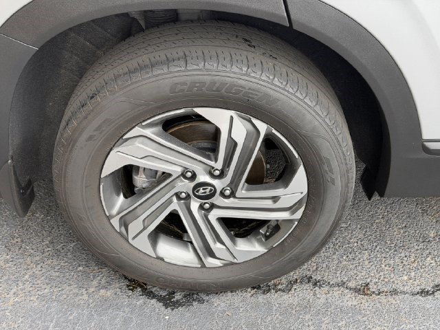 Used 2023 Hyundai Santa Fe SEL FWD image 17