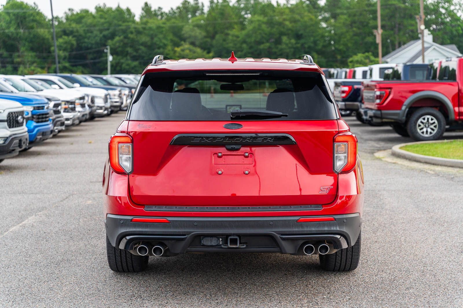Certified 2020 Ford Explorer ST w/ ST Street Pack AWD/4WD image 6