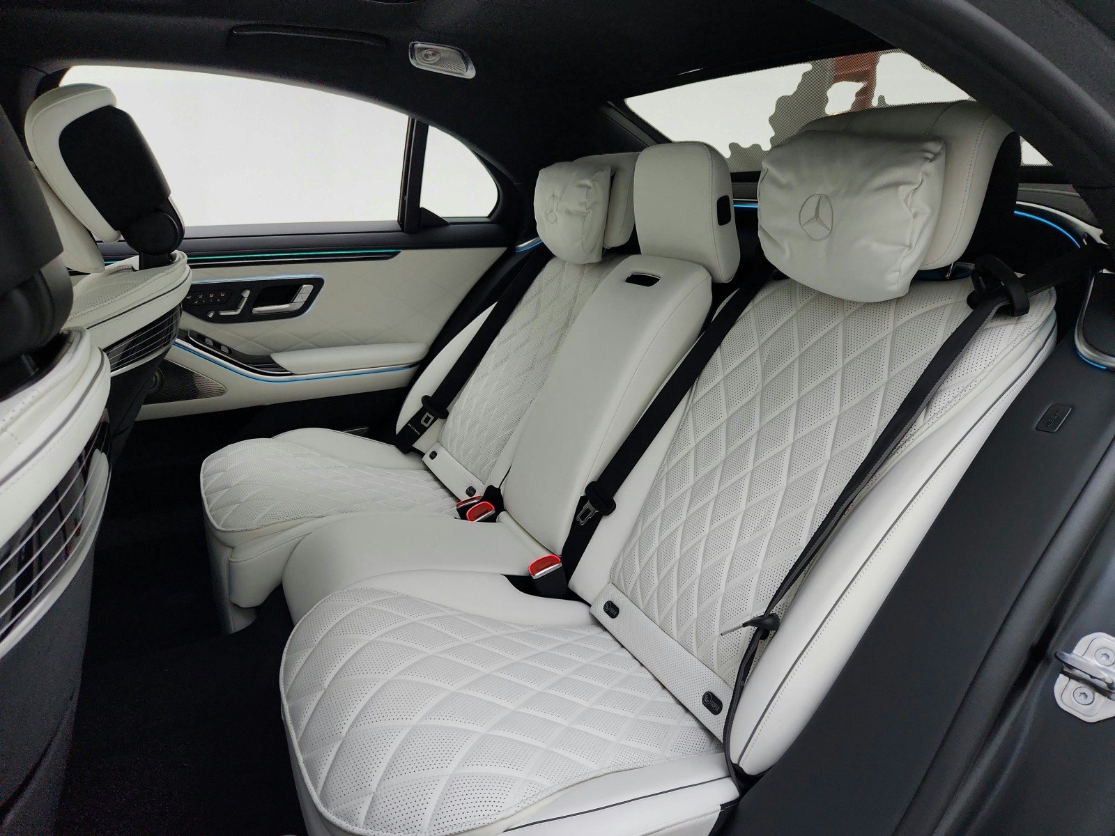 New 2027 Mercedes-Benz S 580 4MATIC Sedan image 23