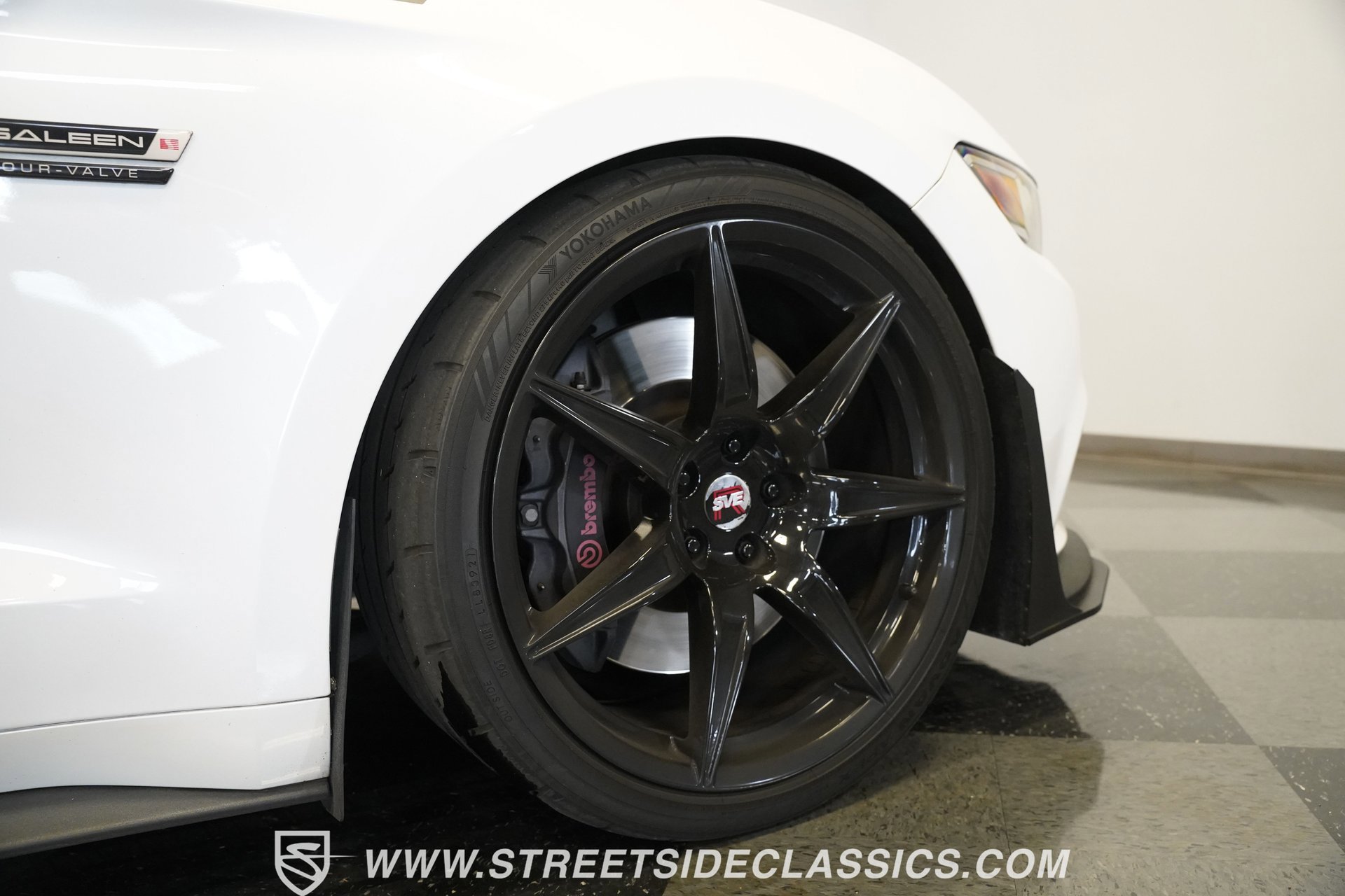 Used 2017 Ford Mustang GT image 33