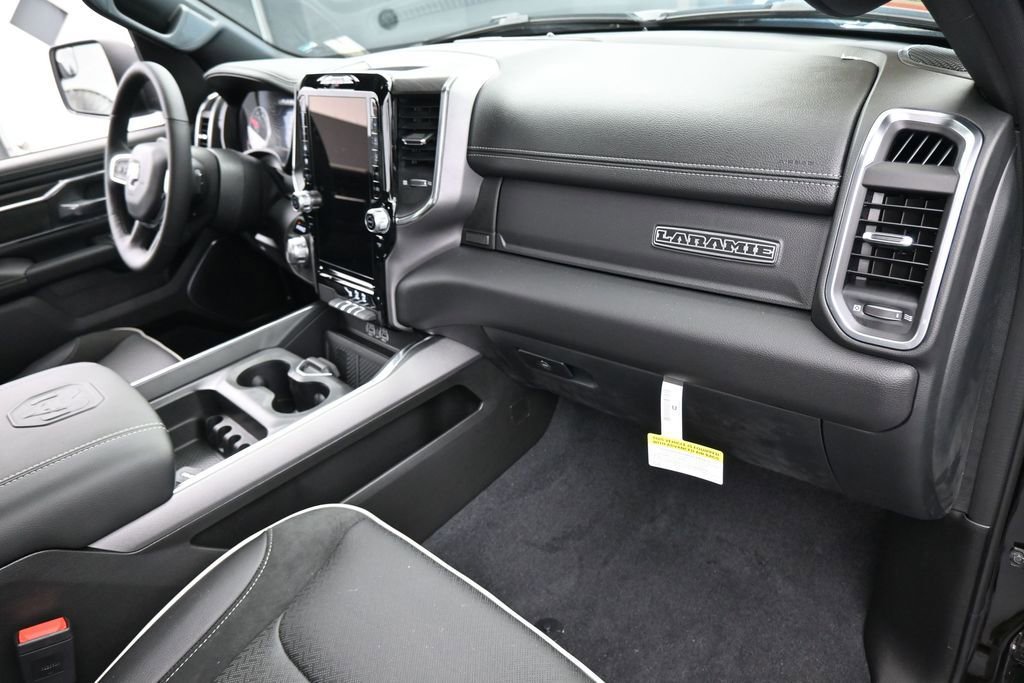 Used 2026 RAM 1500 Laramie AWD/4WD image 42