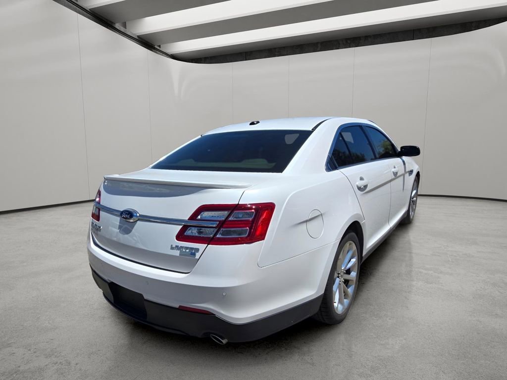 Used 2016 Ford Taurus Limited w/ Equipment Group 301A AWD/4WD image 10