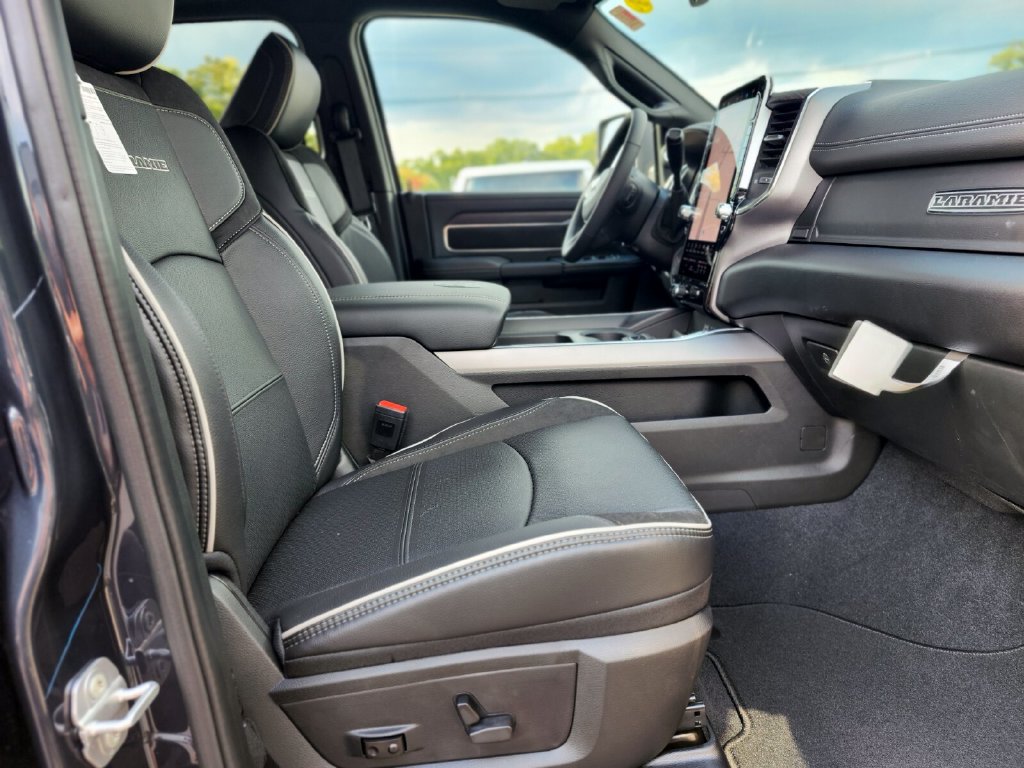 New 2027 RAM 2500 Laramie AWD/4WD image 11