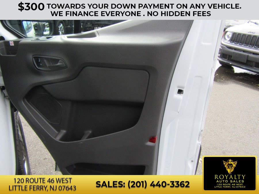 Used 2020 Ford Transit 250 Medium Roof w/ Load Area Protection Package image 33