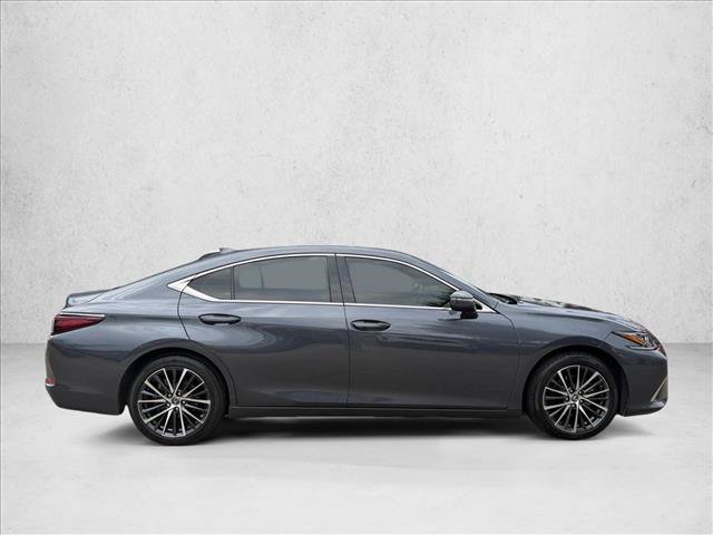Used 2022 Lexus ES 350 w/ Premium Package FWD image 4